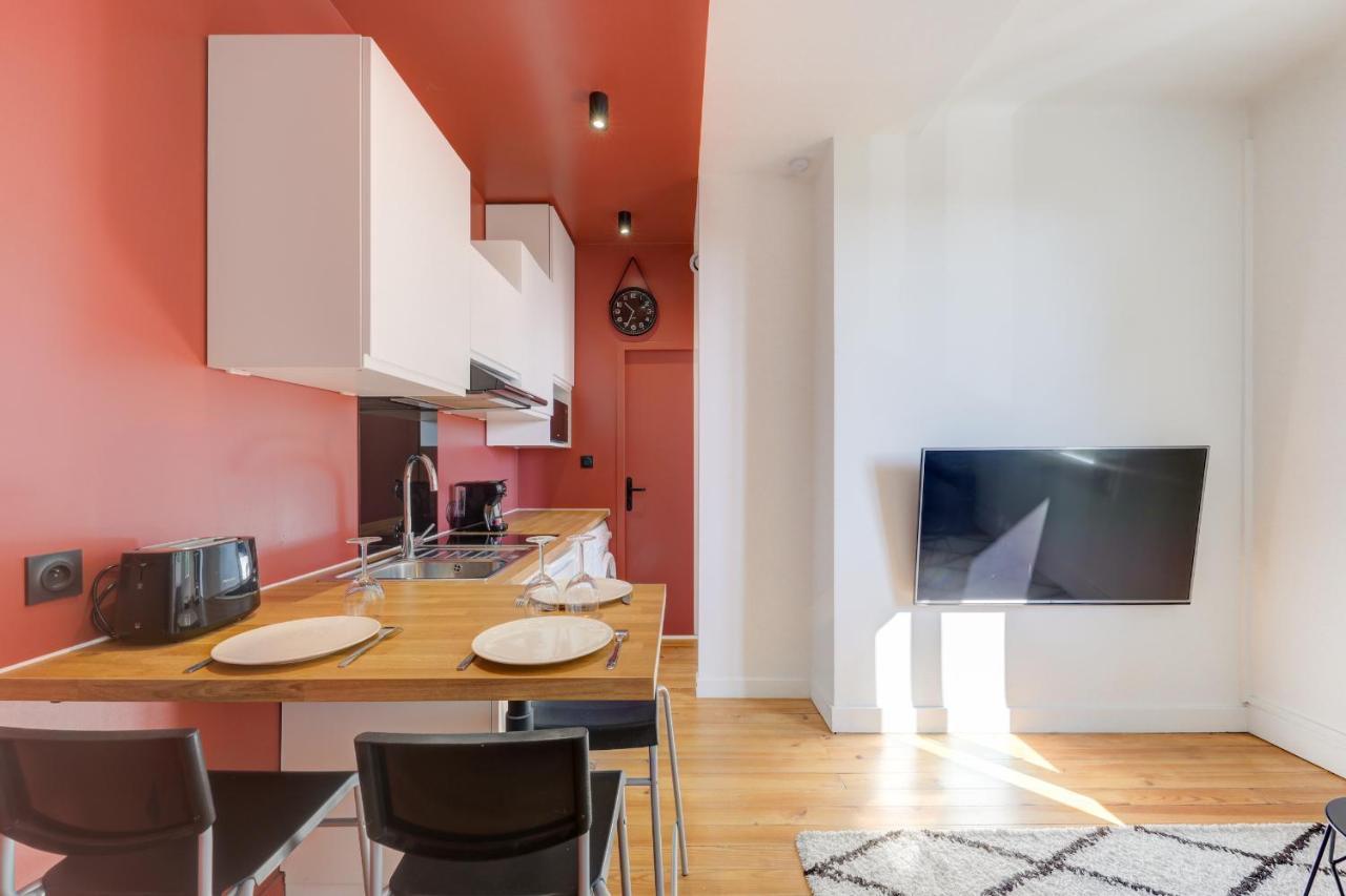 Appartement Terracotta-T2-Clim-Parking Gratuit Prive à Pierre-Bénite Extérieur photo